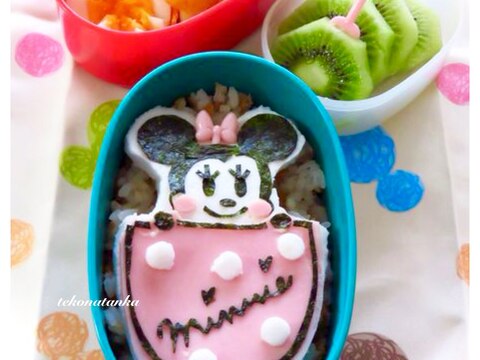 はんぺん使用 ポケットからミニーちゃん キャラ弁 レシピ 作り方 By Tekonani 楽天レシピ はんぺん使用 ポケットからミニーちゃん キャラ弁 レシピ 作り方 By Tekonani 楽天レシピ